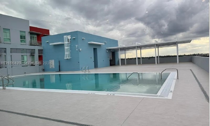 Condo for sale at Midtown Doral 305