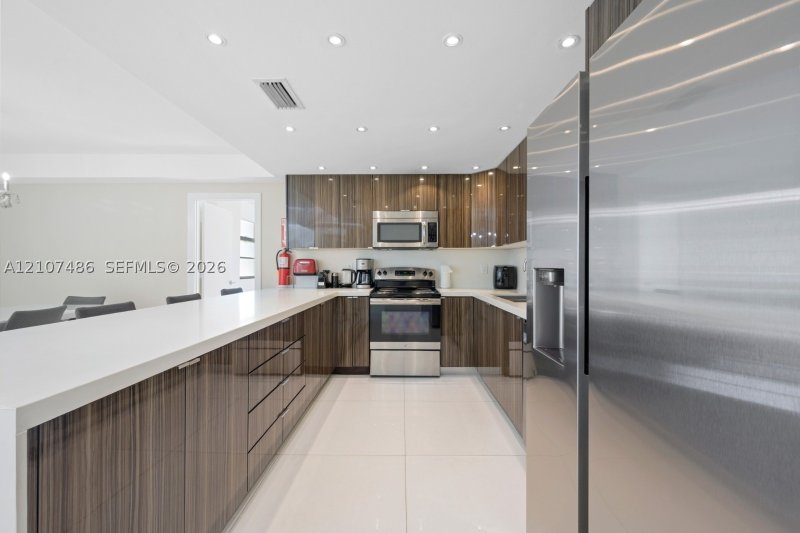 Property photo # 8
