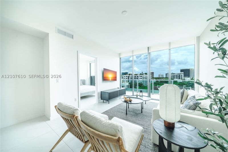 Apartment for rent at Alana Bay Harbor Island 705