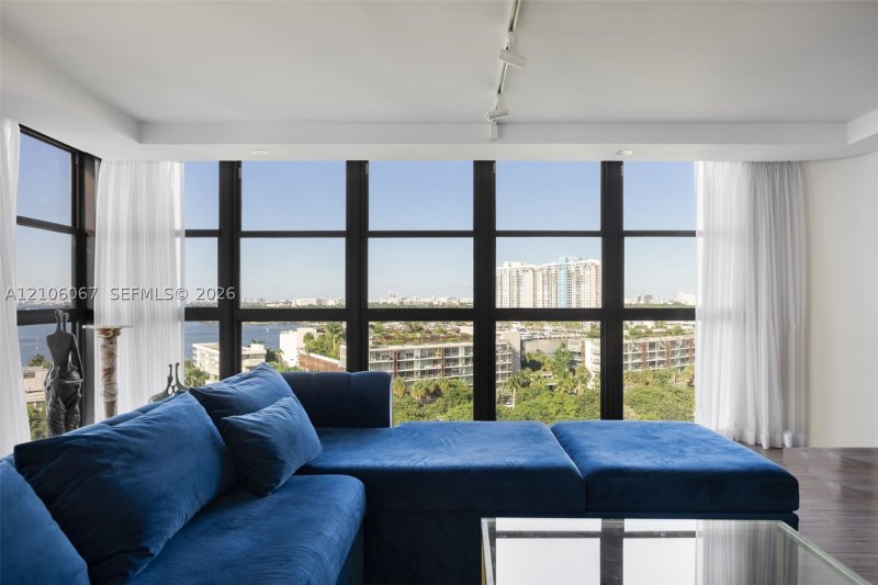 Property photo # 7