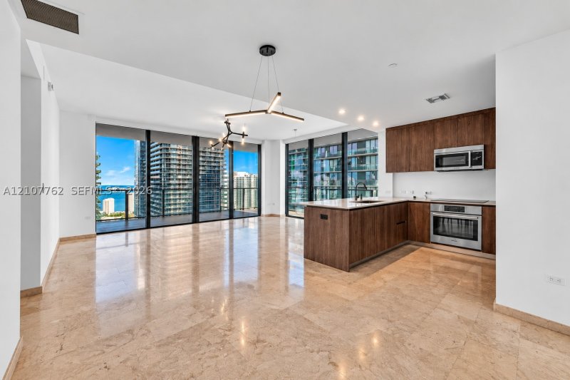 Comprar apartamento no Brickell City Centre Rise 3401
