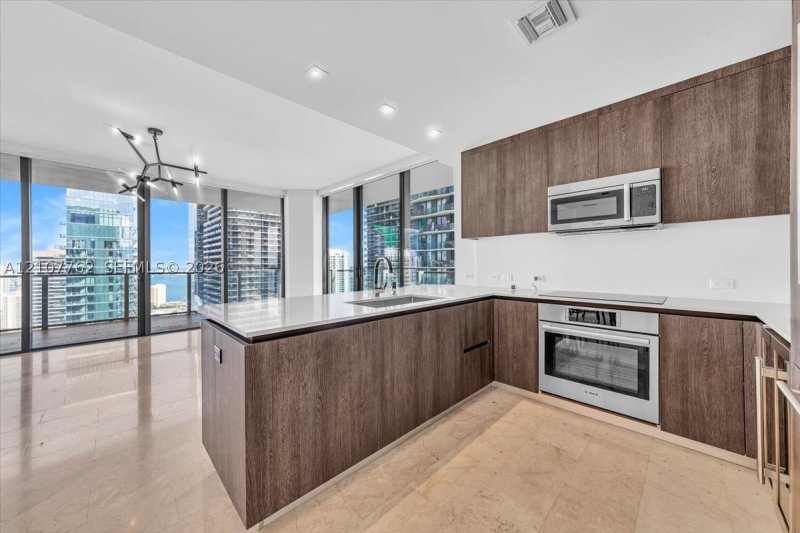 Comprar apartamento no Brickell City Centre Rise 3401