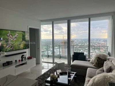 Alquiler de apartamento en Mint at Riverfront 5008