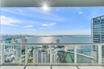 Comprar apartamento no Icon Brickell Tower I 5203