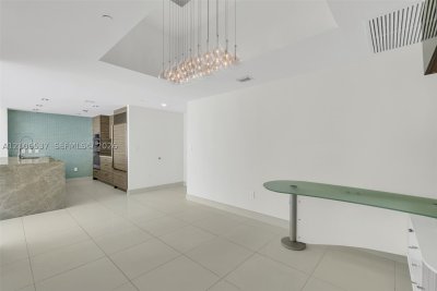 Comprar apartamento no Icon Brickell Tower I 5203