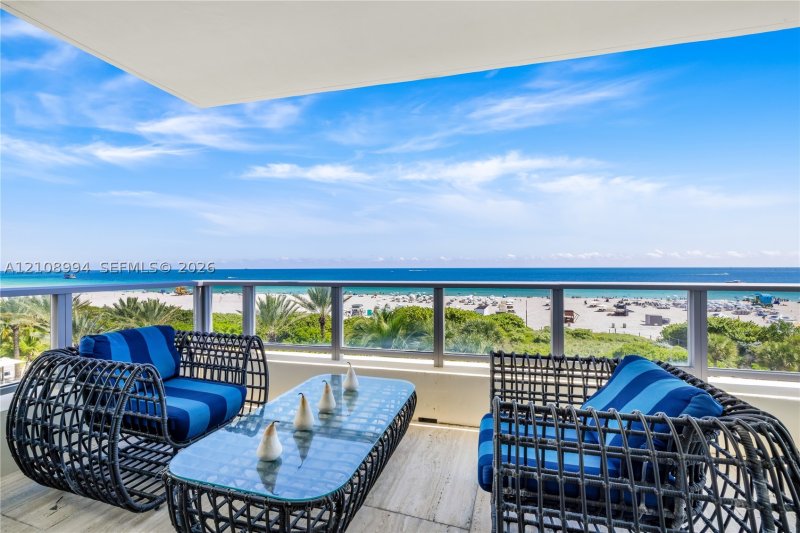 Apartment for rent at Ocean House U-0501