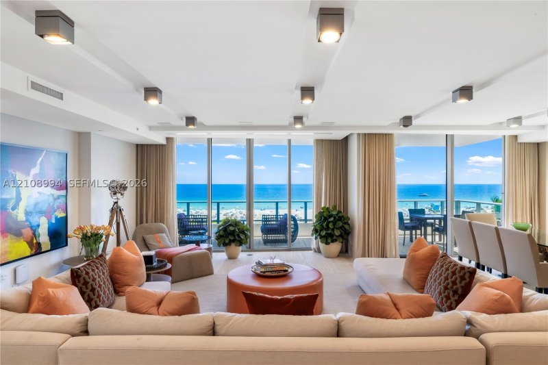 Apartment for rent at Ocean House U-0501