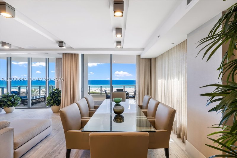 Apartment for rent at Ocean House U-0501