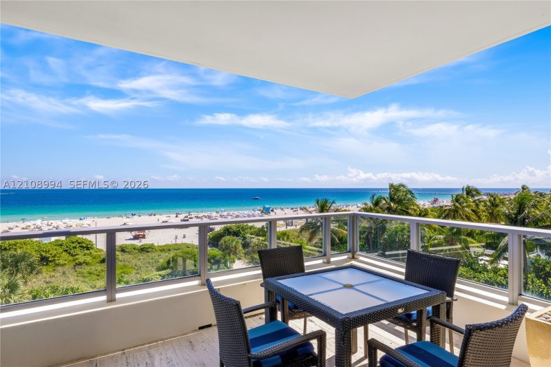 Apartment for rent at Ocean House U-0501