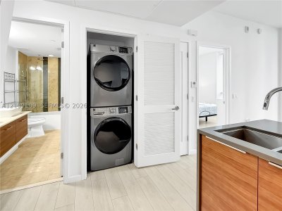 Aluguel de apartamento no The Crimson Miami 1403