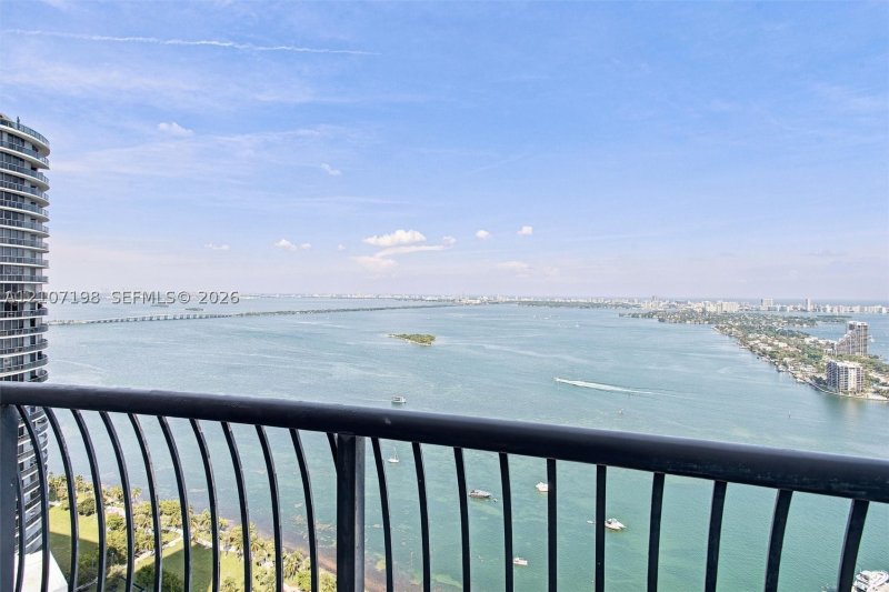 Apartment for rent at Opera Tower 4801
