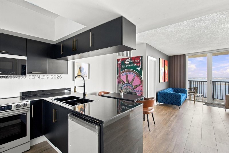 Apartment for rent at Opera Tower 4801