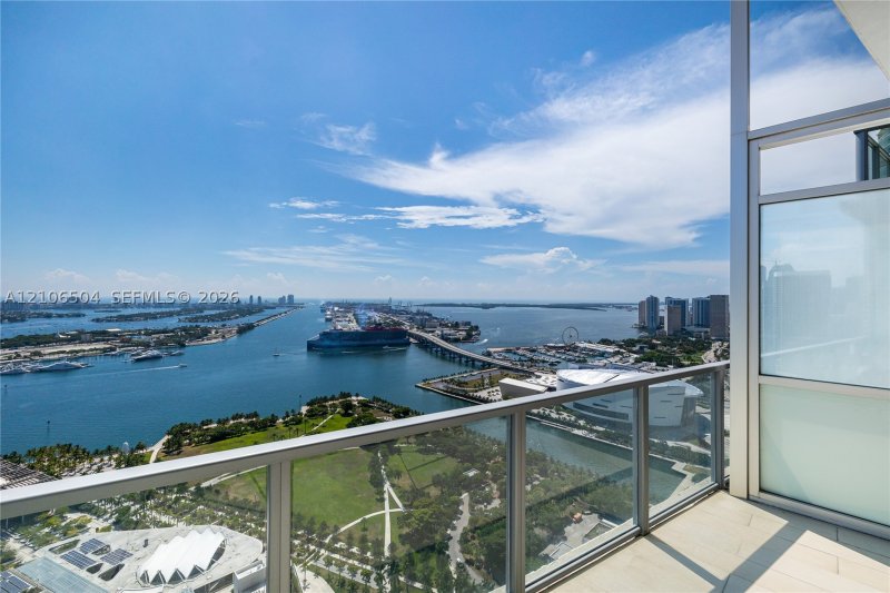 Aluguel de apartamento no Marquis 4306