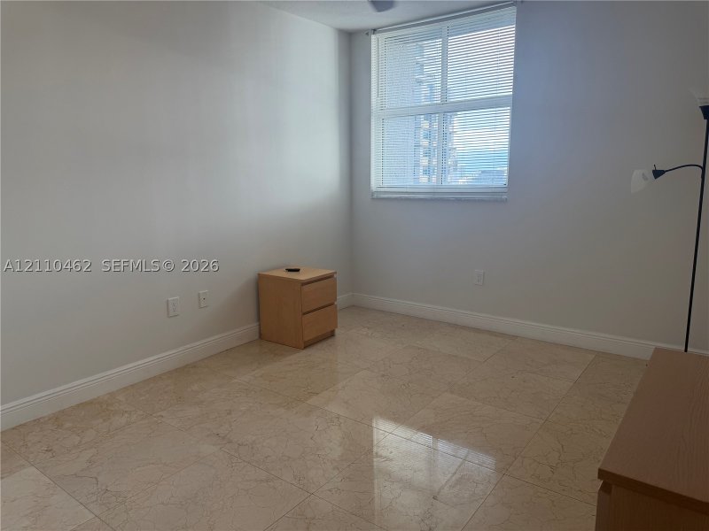 Apartment for rent at Vue at Brickell 903