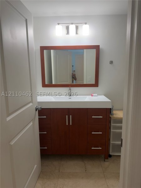 Apartment for rent at Vue at Brickell 903