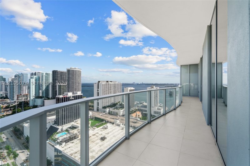 Comprar apartamento en Casa Bella 3407