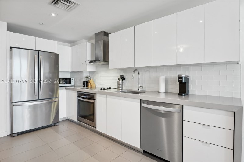 Property photo # 2