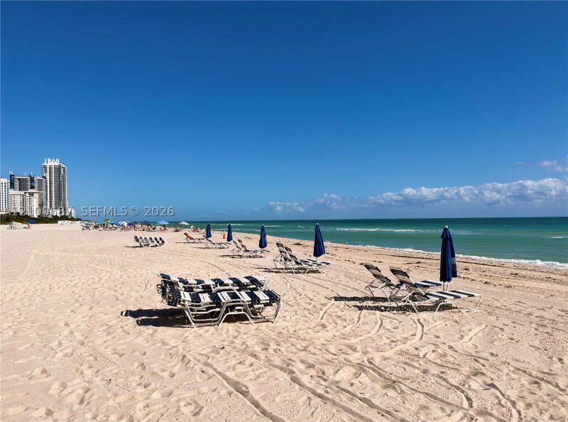 Condo for sale at Oceanside Plaza 5C
