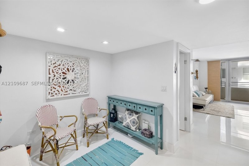Condo for sale at Oceanside Plaza 5C