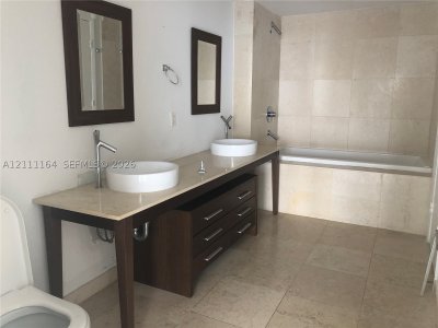 Aluguel de apartamento no Icon Brickell Tower II 3507
