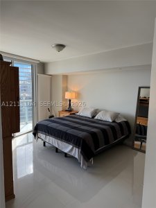 Aluguel de apartamento no Icon Brickell Tower II 3507