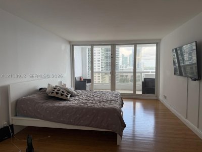 Aluguel de apartamento no The Grand A-2147