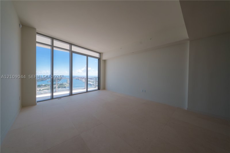 Comprar apartamento en Casa Bella 5003