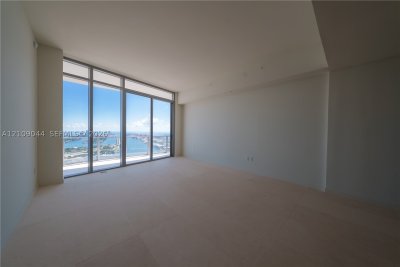 Comprar apartamento en Casa Bella 5003