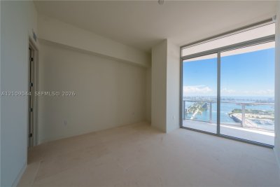Comprar apartamento en Casa Bella 5003