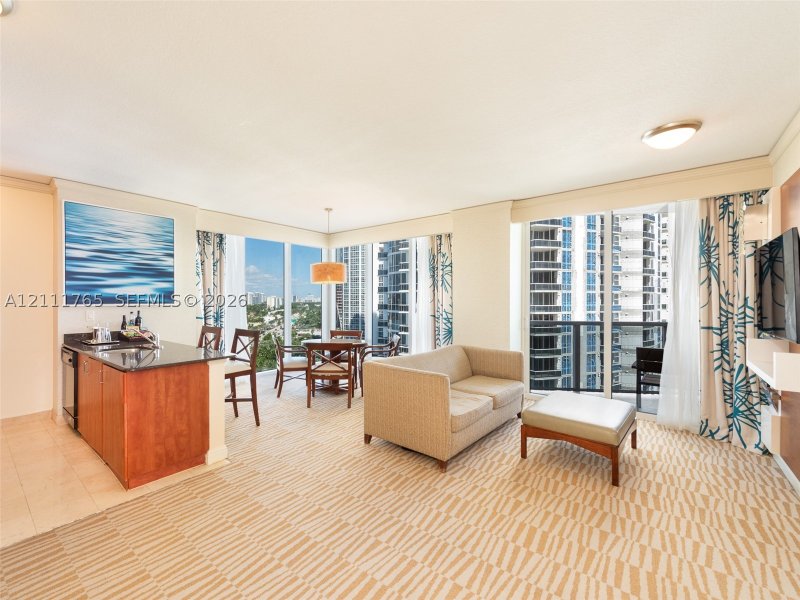 Comprar apartamento no Trump International Sonesta Beach Resort 1005