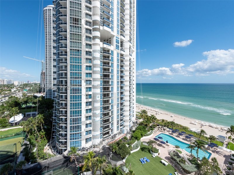 Comprar apartamento no Trump International Sonesta Beach Resort 1005