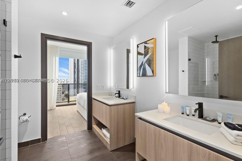 Condo for sale at The Elser Hotel and Residences 1518