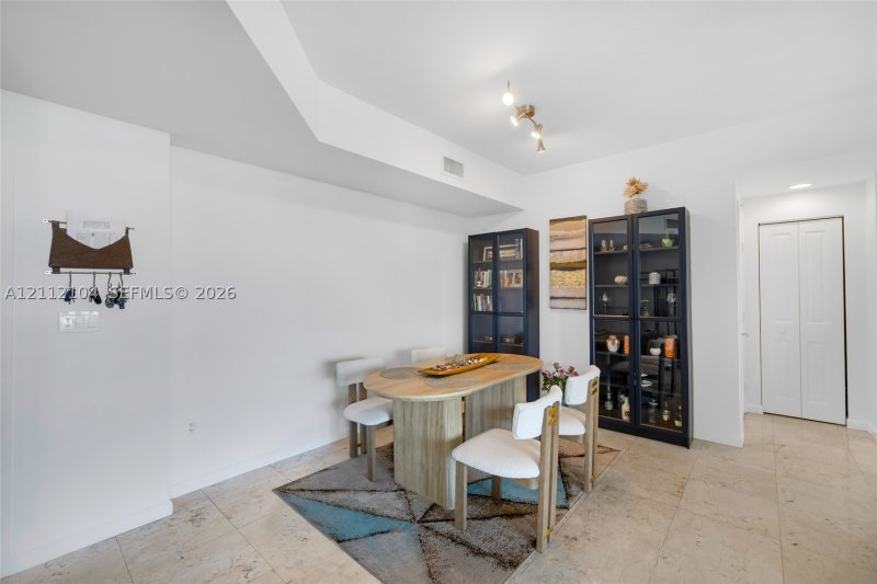 Property photo # 9