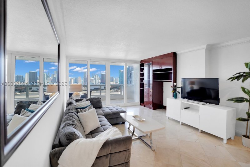 Aluguel de apartamento no The Grand C-4044