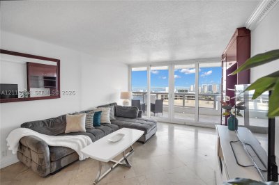 Aluguel de apartamento no The Grand C-4044
