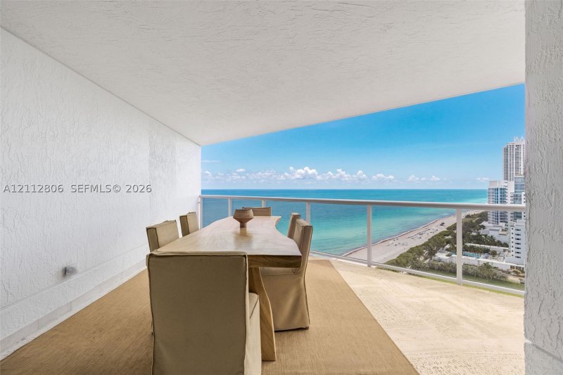 Condo for sale at The Sterling 2206