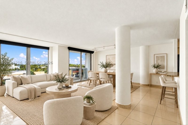 Condo for sale at King Cole 425