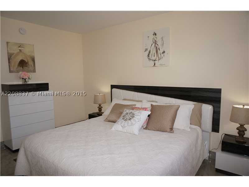 Apartment for rent at Ocean Reserve 1611