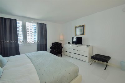 Alquiler de apartamento en Roney Palace 815/814