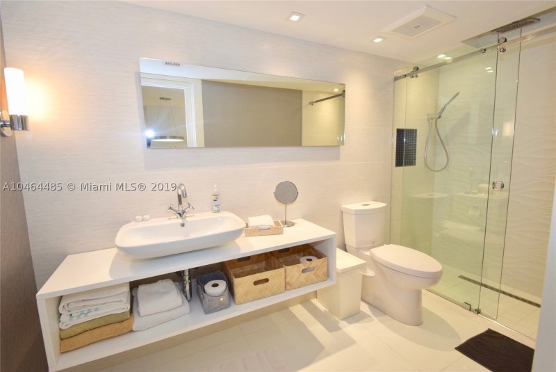 Alquiler de apartamento en Roney Palace 815/814