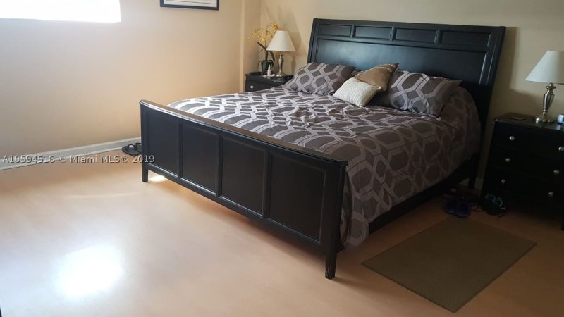 Apartment for rent at Tides Hollywood Beach 8L