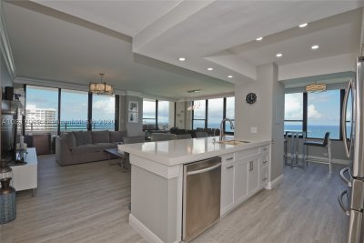 Aluguel de apartamento no Alexander Towers PH-12