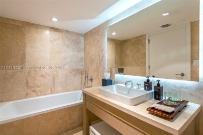 Aluguel de apartamento no 1 Hotel & Homes South Beach 906