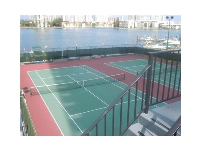 Apartment for rent at 1 Hotel & Homes South Beach 1208