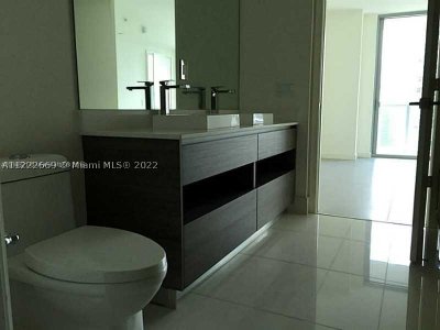 Comprar apartamento en 1100 Millecento 2903