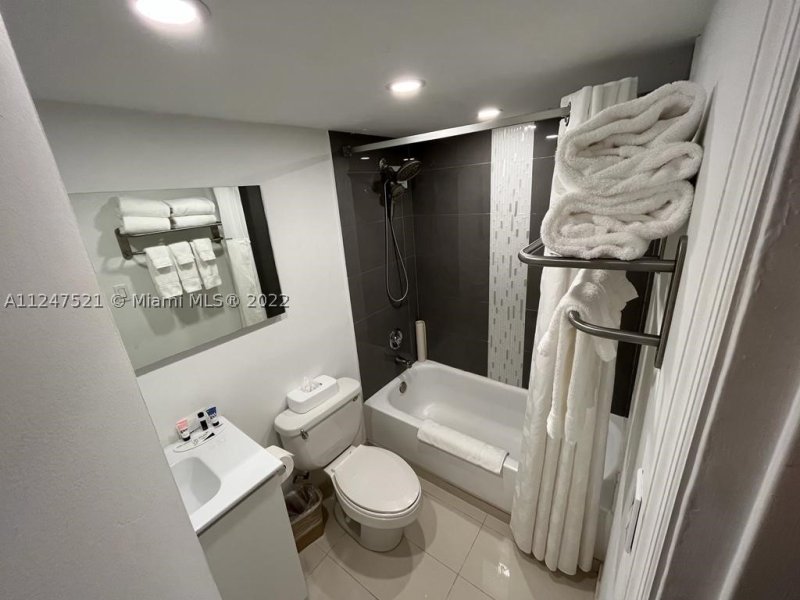 Condo for sale at Aventura Beach Club 218