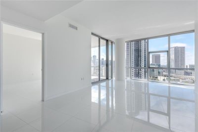 Comprar apartamento no Paramount Miami WorldCenter 1912