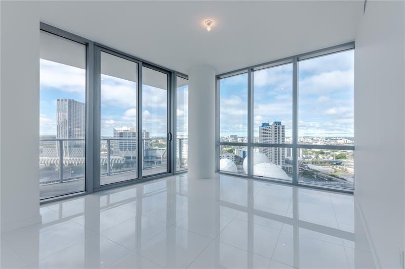 Condo for sale at Paramount Miami WorldCenter 1912