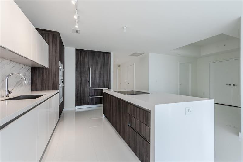 Condo for sale at Paramount Miami WorldCenter 1912