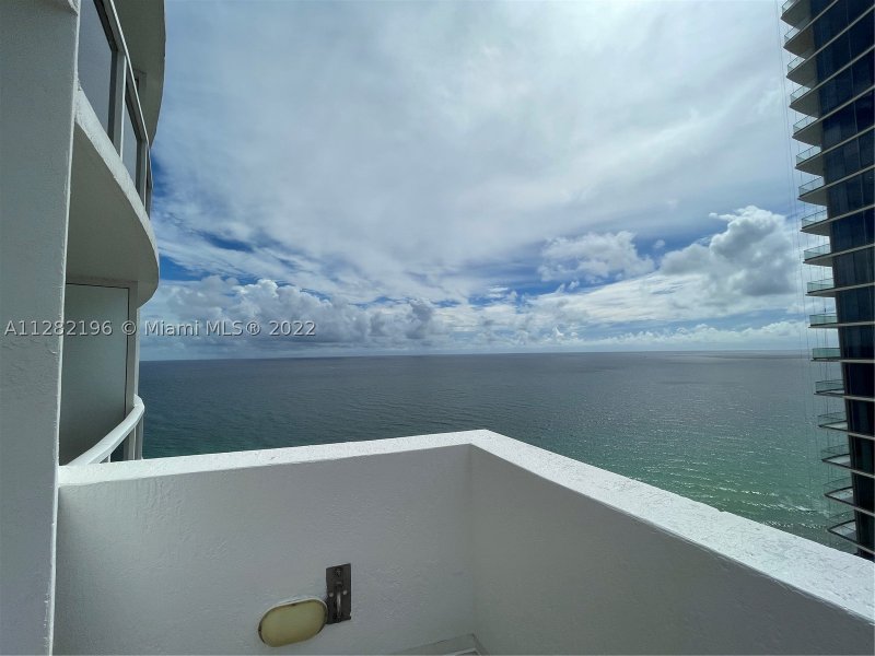 Condo for sale at Trump International Sonesta Beach Resort 2912+Terrace